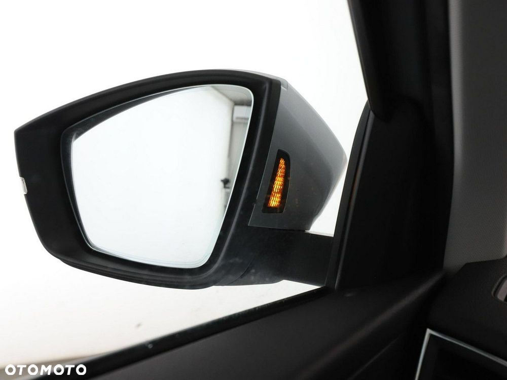 Skoda Karoq 1.6 TDI SCR Active - 36