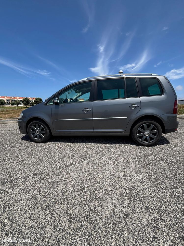 VW Touran 1.9 TDi Trendline 7L - 4