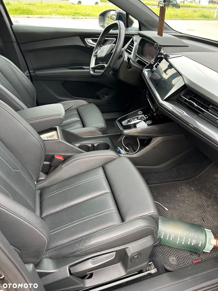Audi Q4 e-tron 35 52kWh S Line - 9