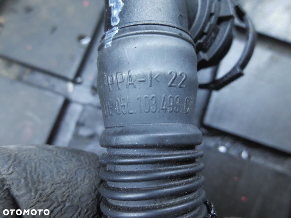 A4 B9 LIFT PRZEWÓD RURKA ODMY 2.0 TDI A5 8W 05L103493C - 2