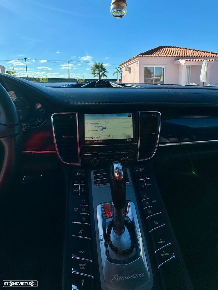 Porsche Panamera S Hybrid - 22