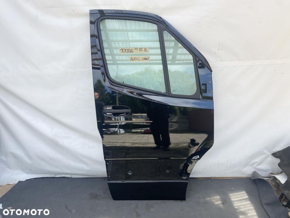 SPRINTER 907 910 17- DRZWI PRZEDNIE PRAWE CZARNE ORYGINALNE PRAWY PRZÓD - 1