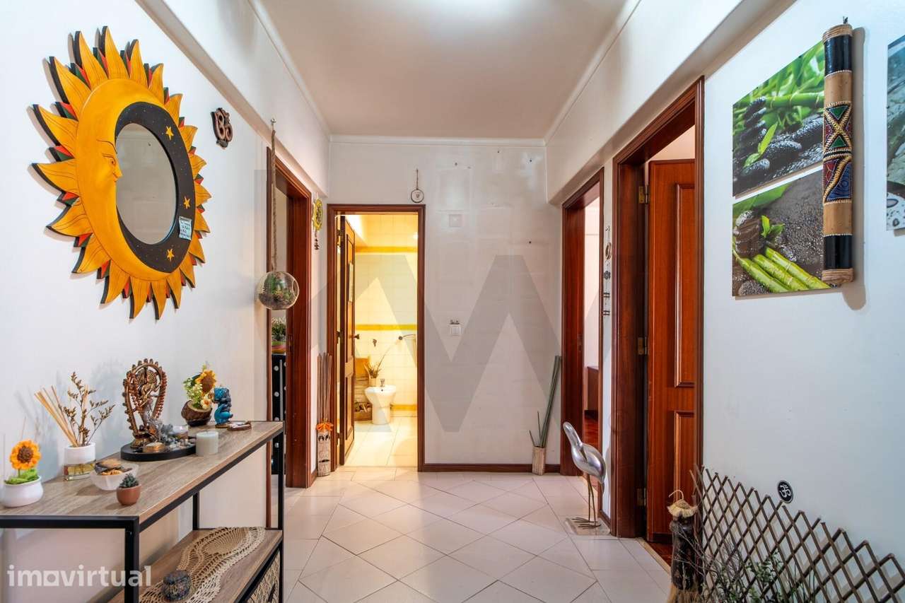 Apartamento T2 na Amadora – Luminosidade, Tranquilidade e Excelente Lo - Grande imagem: 5/20