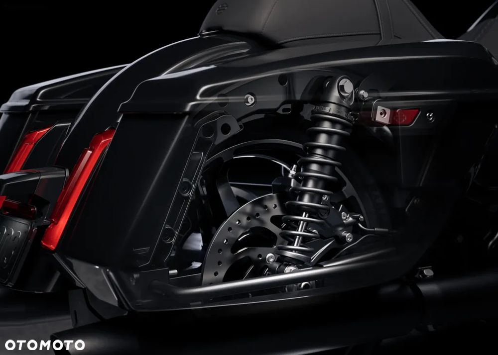 Harley-Davidson Touring Road Glide - 13