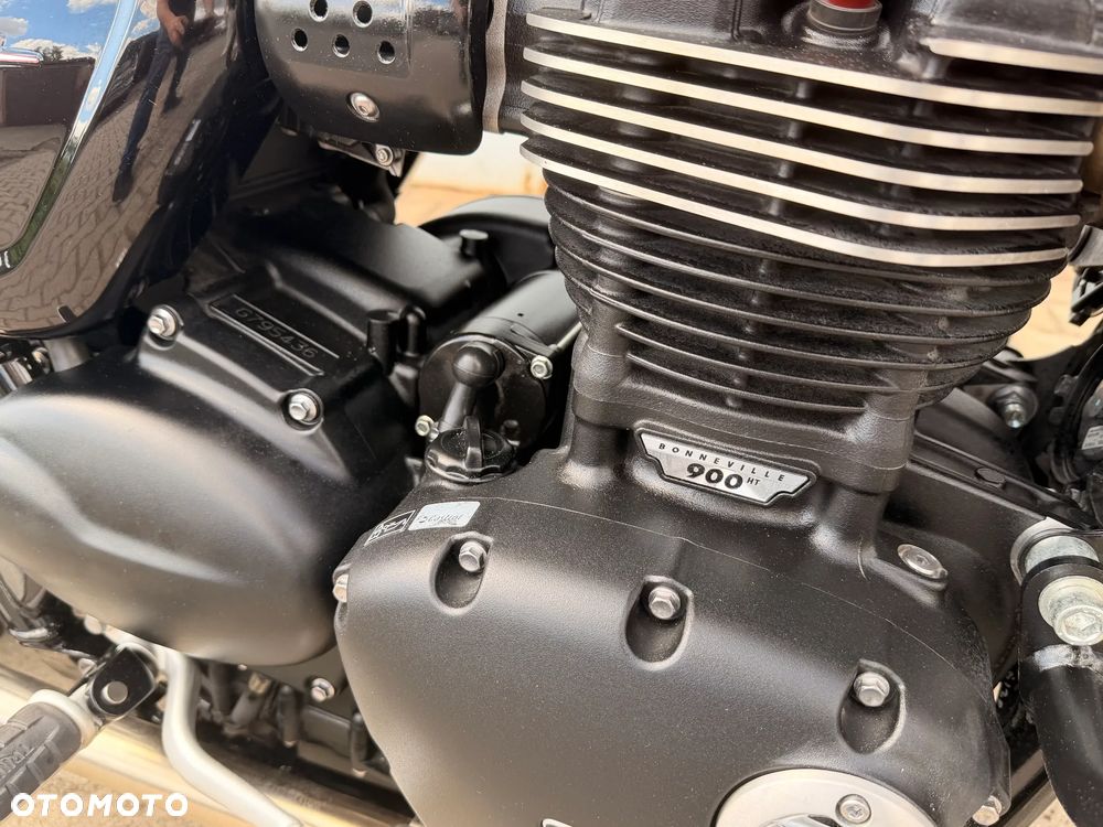 Triumph Street Twin - 9