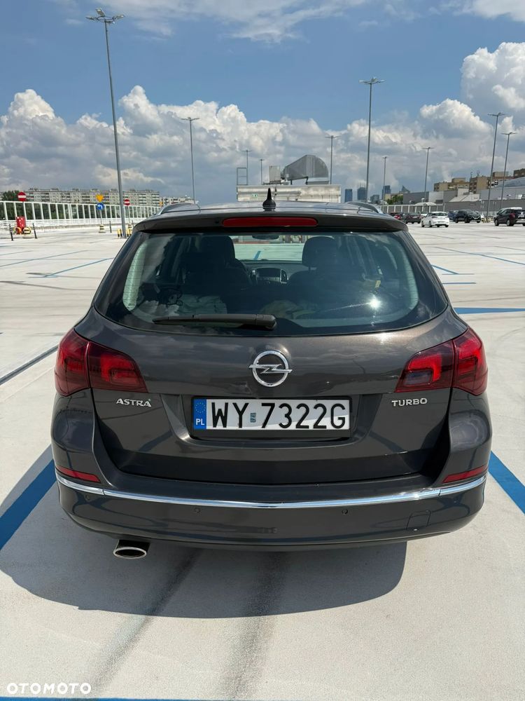 Opel Astra 1.4 T Cosmo - 3