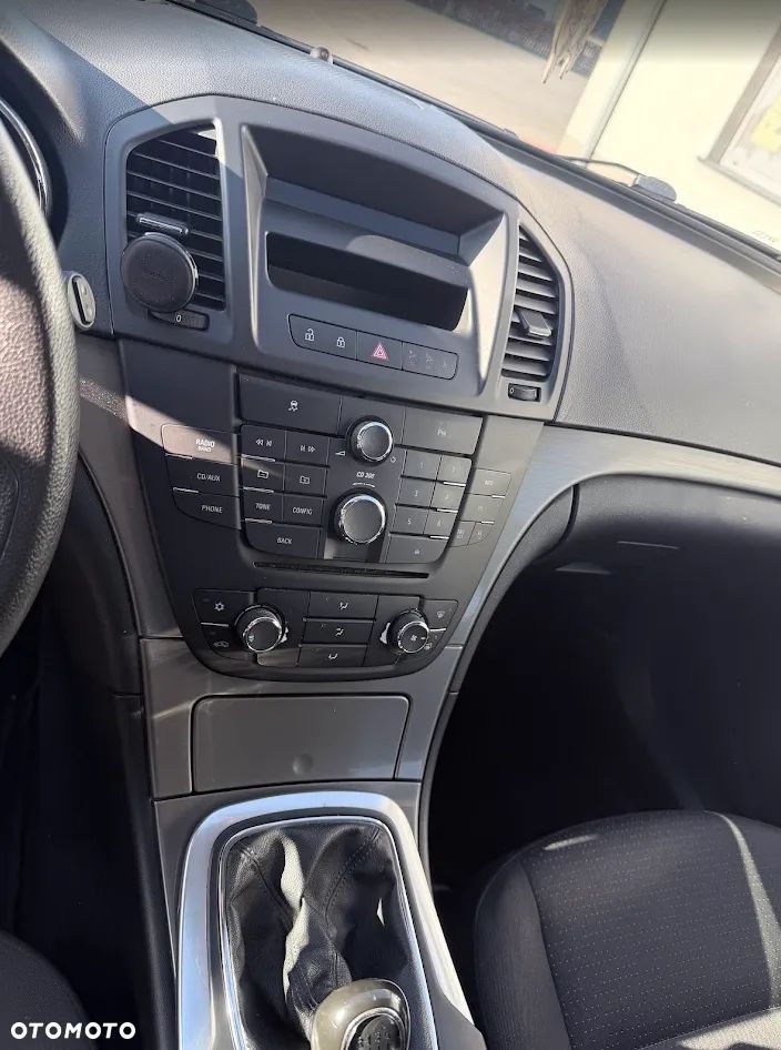 Opel Insignia 1.6 - 7