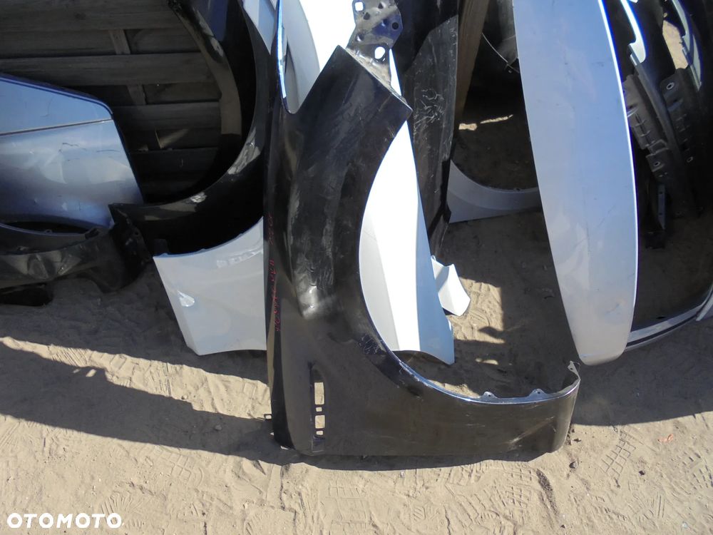 FORD MONDEO MK4 BŁOTNIK PRAWY PRZÓD - 1