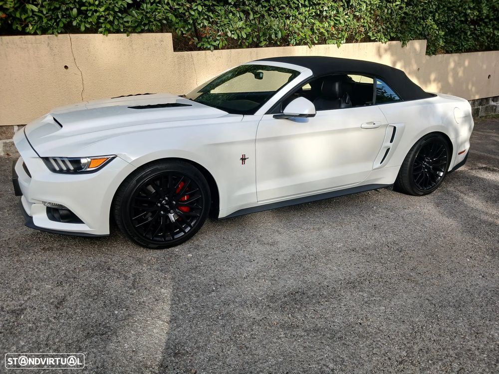 Ford Mustang 2.3i EcoBoost - 19