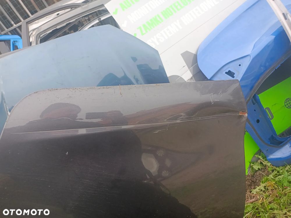 Toyota Yaris 3 drzwi lewe tył - 2