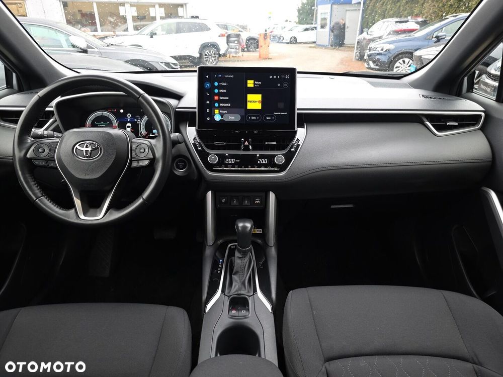 Toyota Corolla Cross - 9