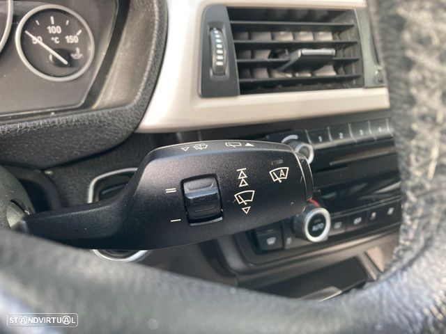 BMW 318 d Sport - 15