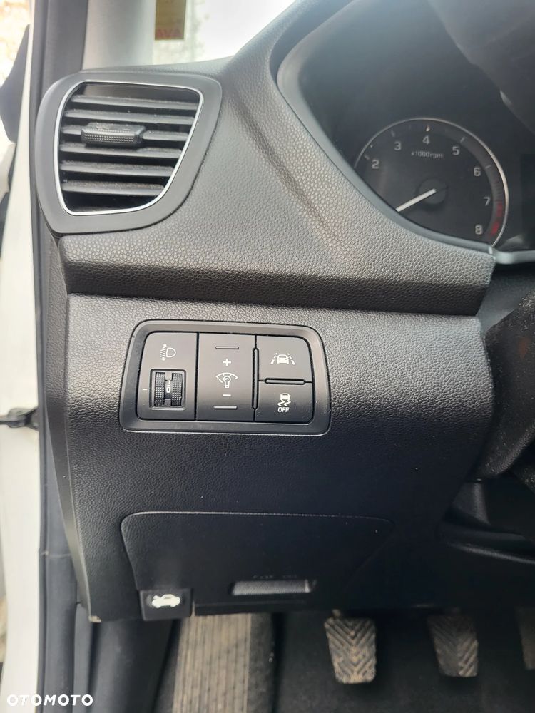 Hyundai i20 - 11