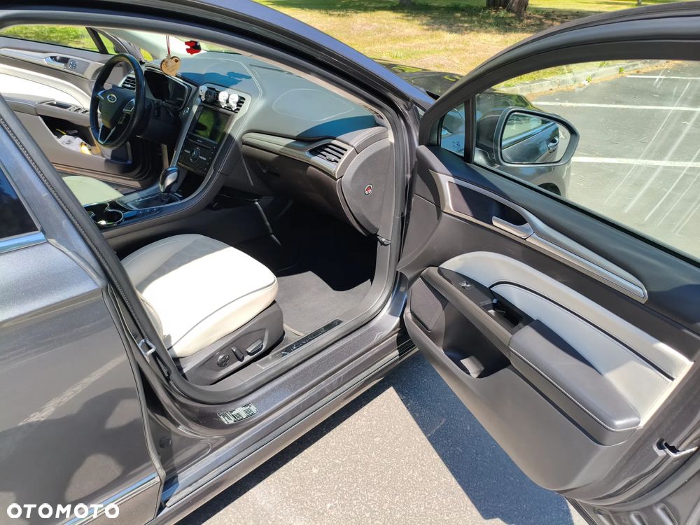 Ford Mondeo Vignale 2.0 TDCi Bi-Turbo PowerShift - 29