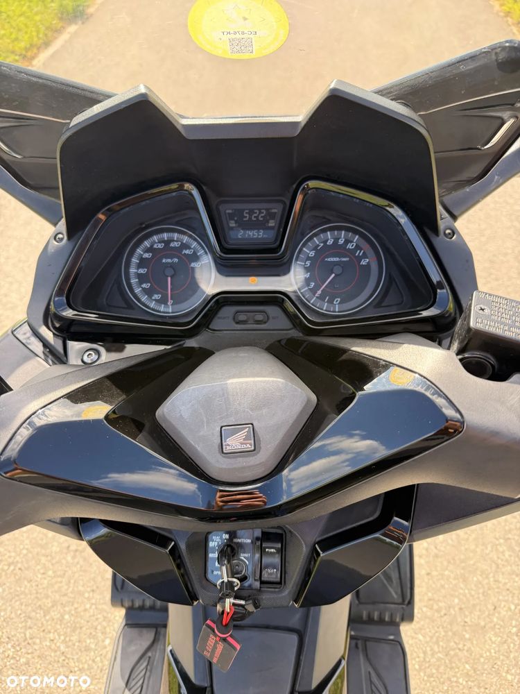Honda NSS - 9
