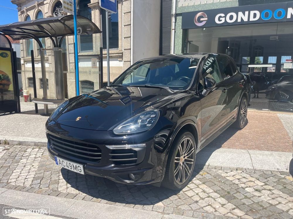 Porsche Cayenne S E-Hybrid - 1