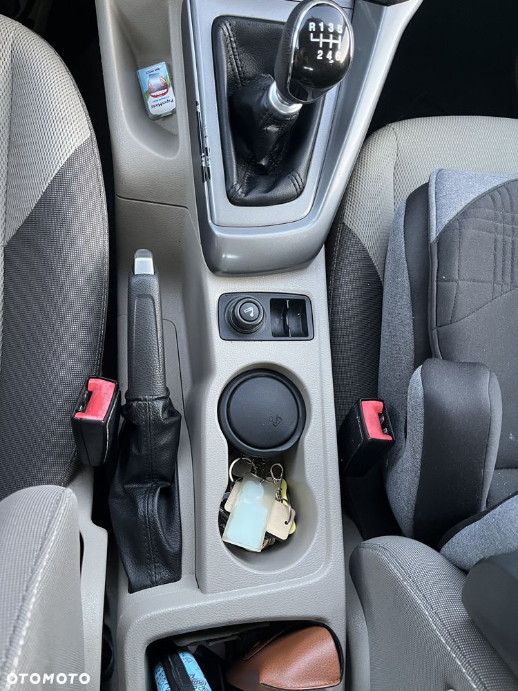 Ford Focus - 12