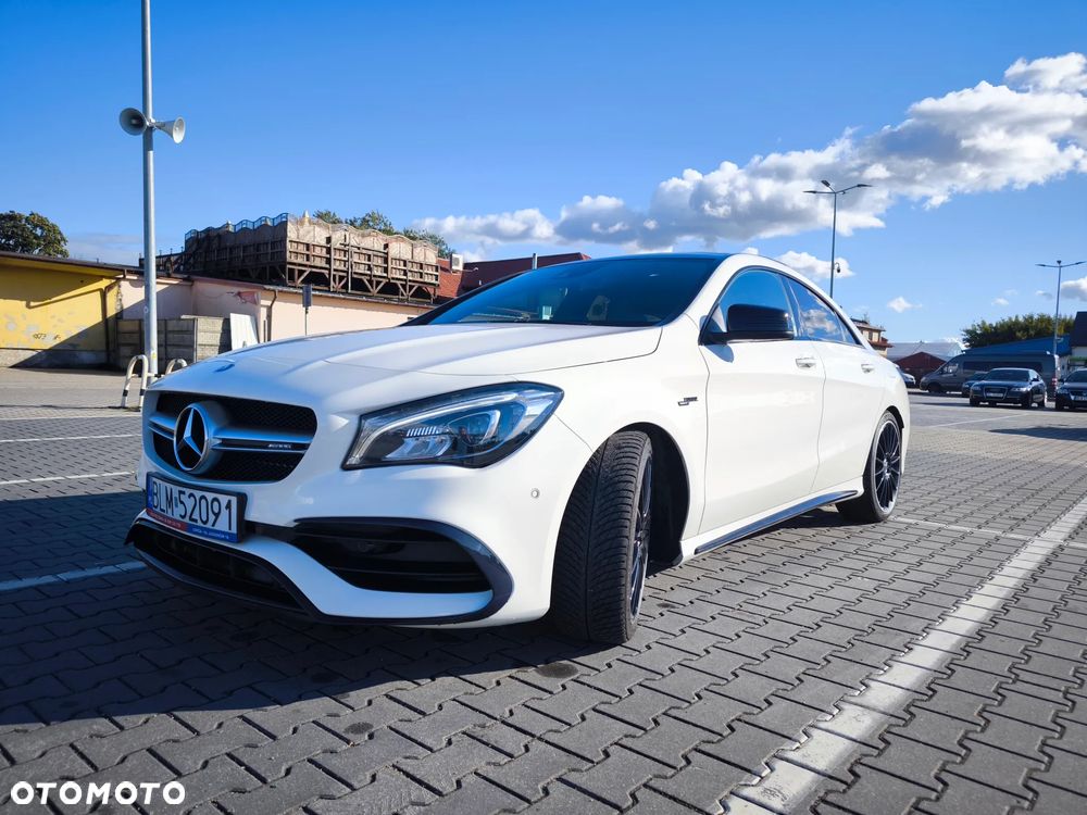 Mercedes-Benz CLA - 11