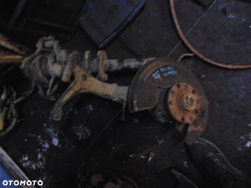 MC person VW passat b5 lift cena sztuka - 5