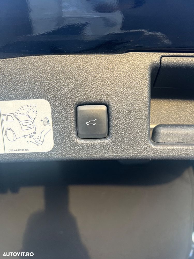 Ford Kuga 2.5 Duratec PHEV Titanium X - 18