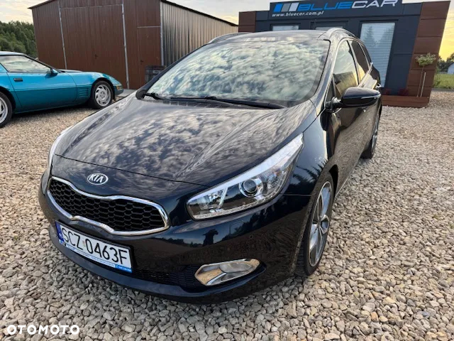 Kia Ceed 1.6 CRDi 128 ISG SW Platinum Edition - 20