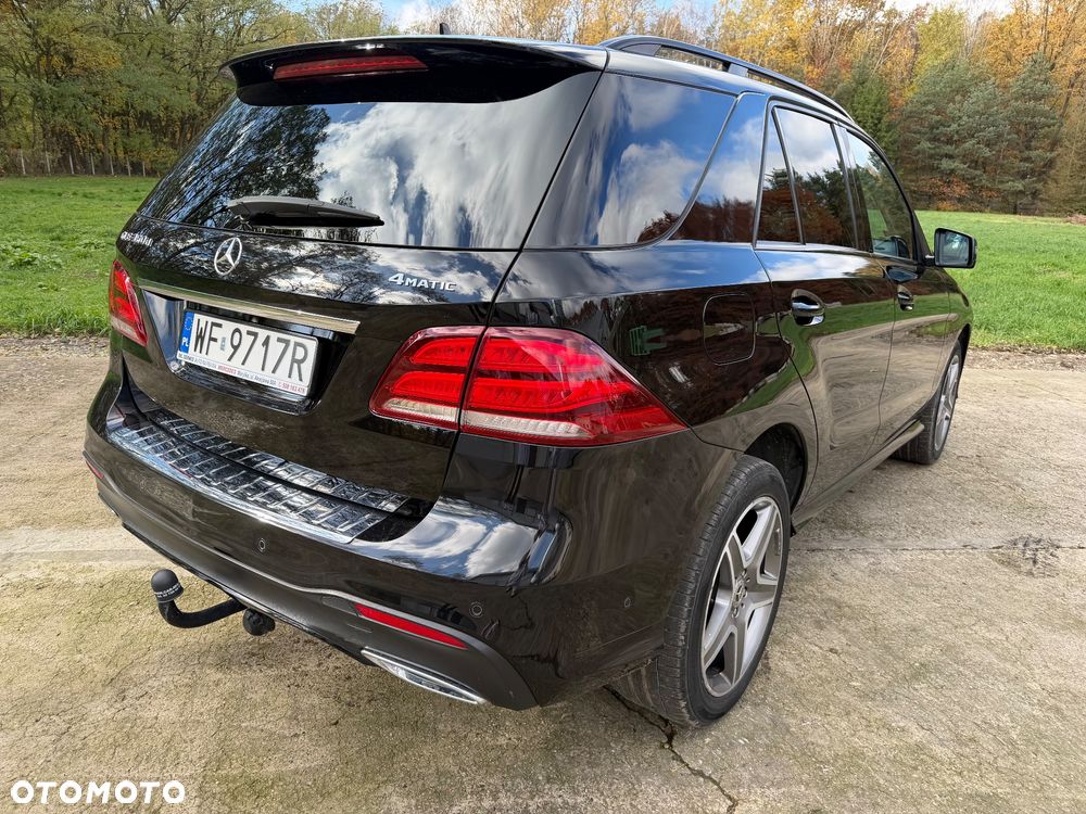 Mercedes-Benz GLE 350 d 4-Matic - 11