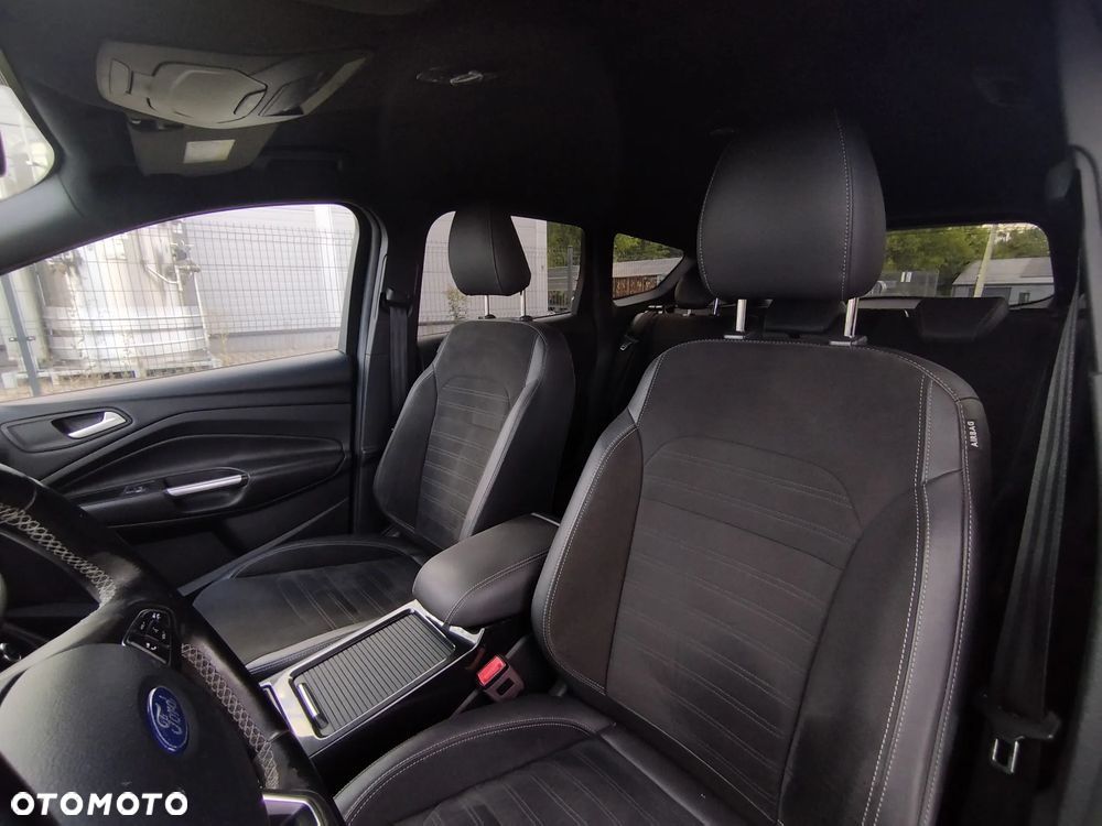 Ford Kuga 2.0 TDCi FWD ST-Line - 12