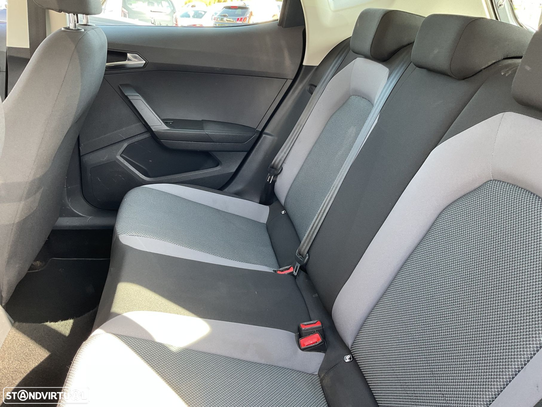 SEAT Arona 1.0 TSI Style - 36