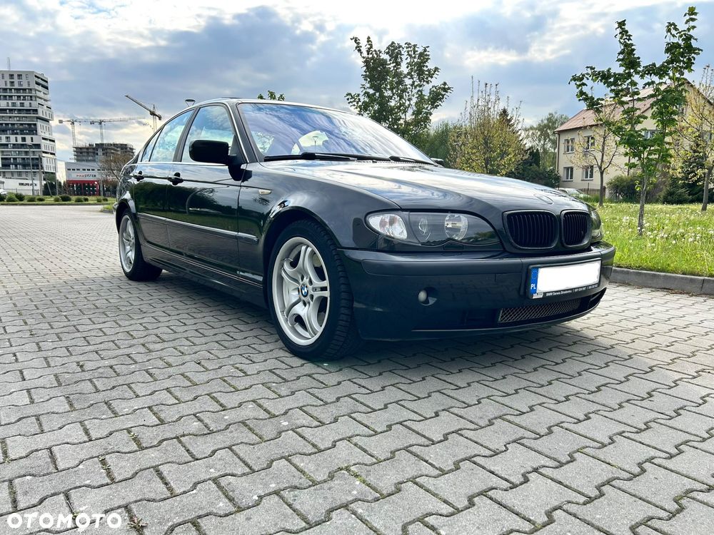 BMW Seria 3 330i - 1