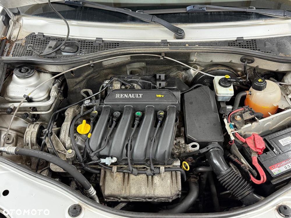 Dacia Duster 1.6 - 18