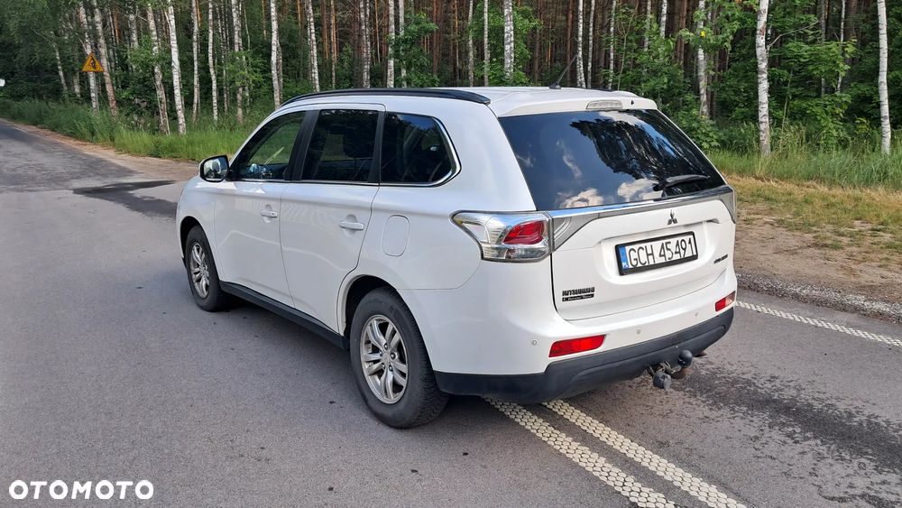 Mitsubishi Outlander 2.2 DID Intense + 4WD - 13