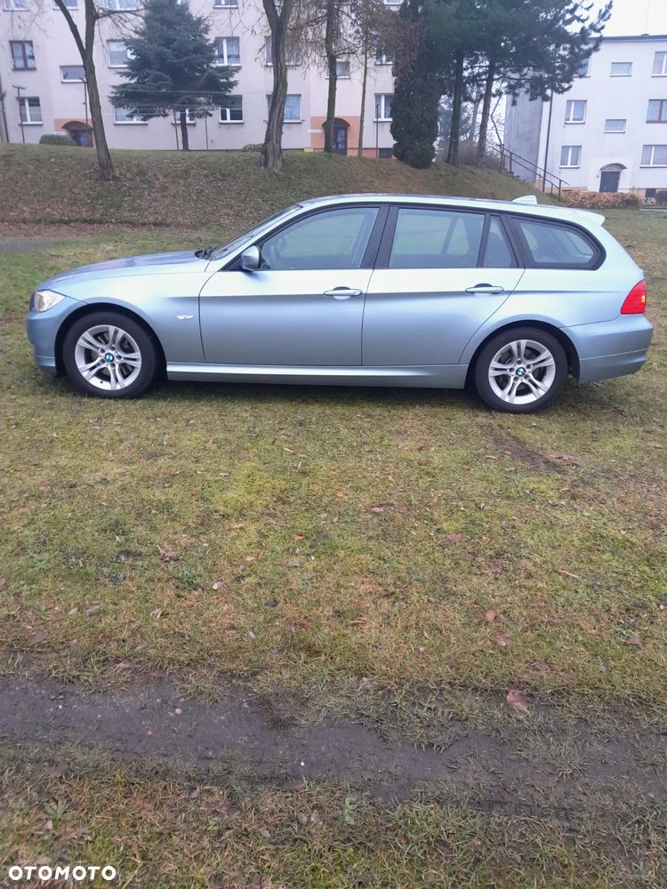 BMW Seria 3 318d DPF Edition Exclusive - 2