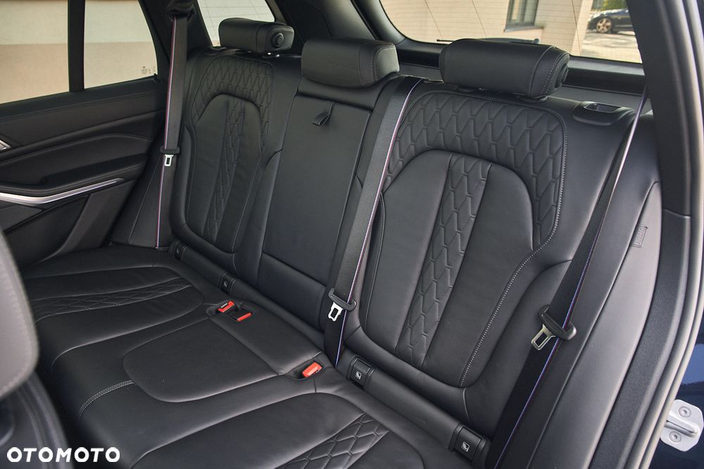 BMW X5 M M50d - 28