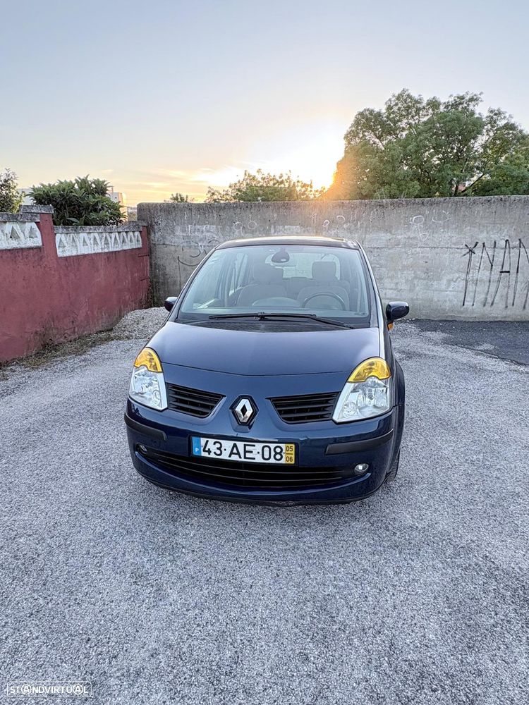 Renault Modus - 2