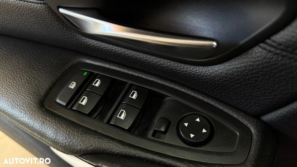 BMW Seria 3 316i Touring - 27