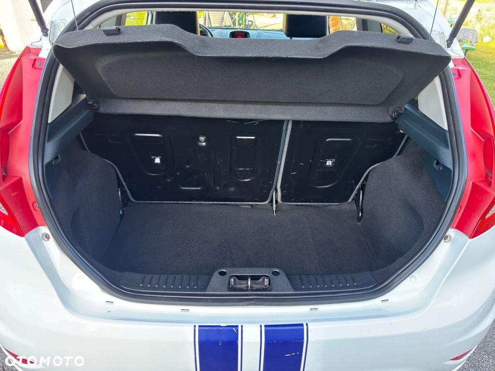 Ford Fiesta 1.6 Sport - 17