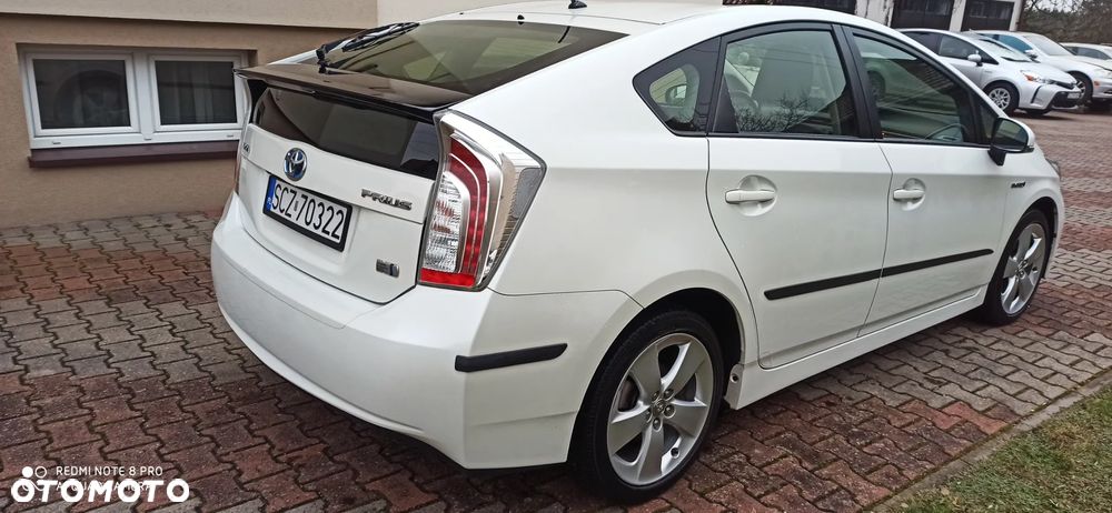Toyota Prius - 10
