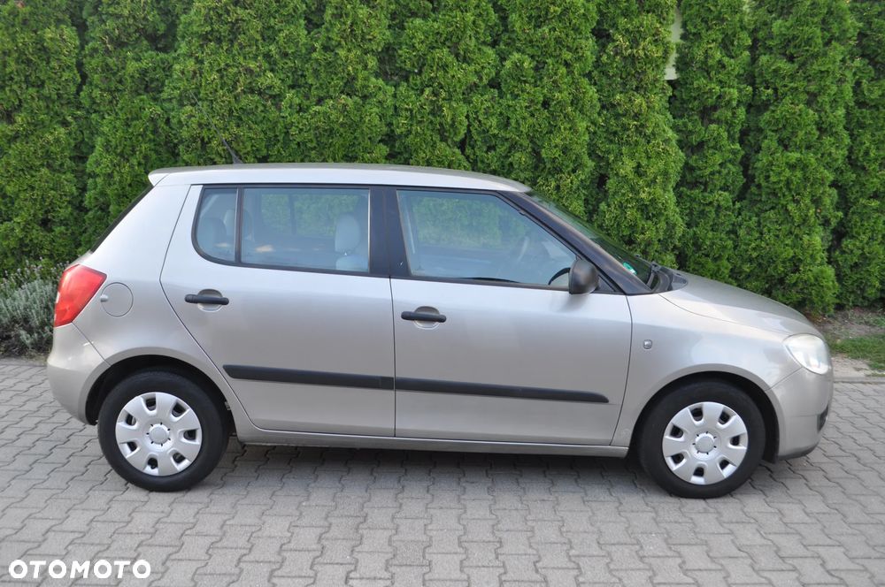 Skoda Fabia 1.2 HTP FAMILY - 5