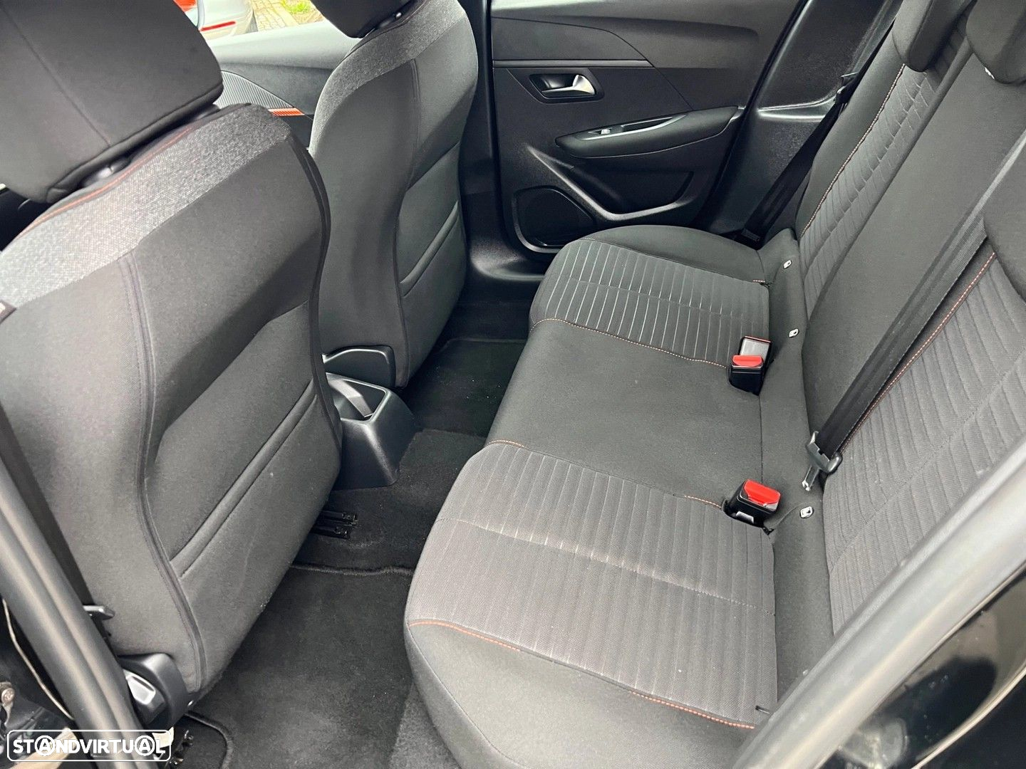 Peugeot 208 1.2 PureTech Active Pack - 8