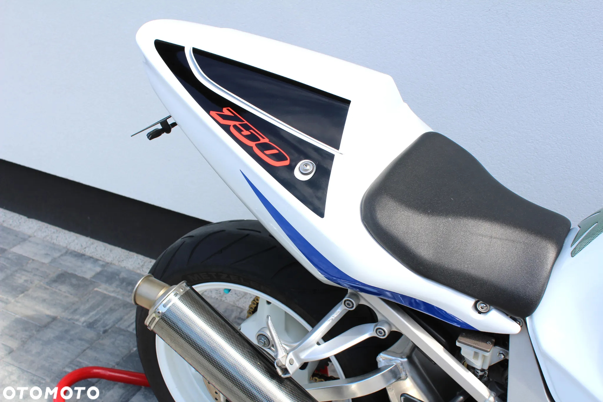 Suzuki GSX-R - 14