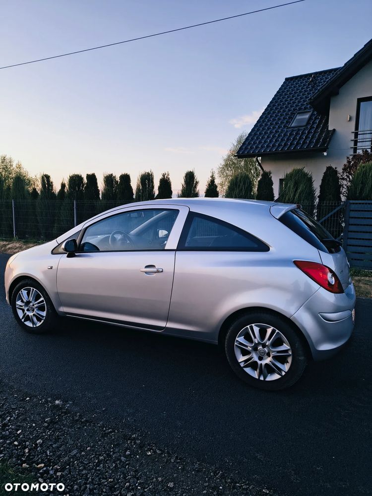 Opel Corsa 1.2 16V Color Edition - 7