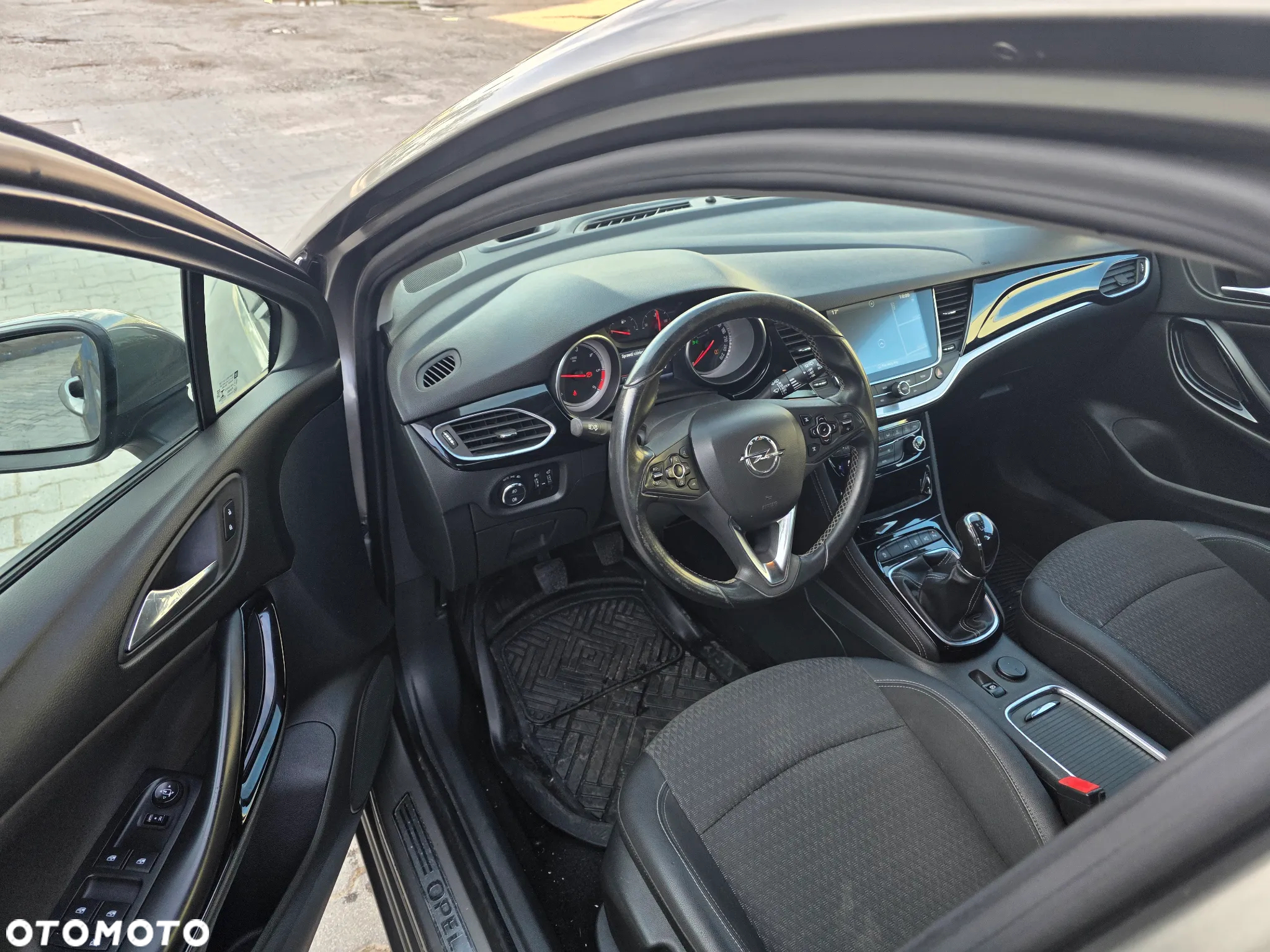 Opel Astra 1.6 CDTI Active - 13
