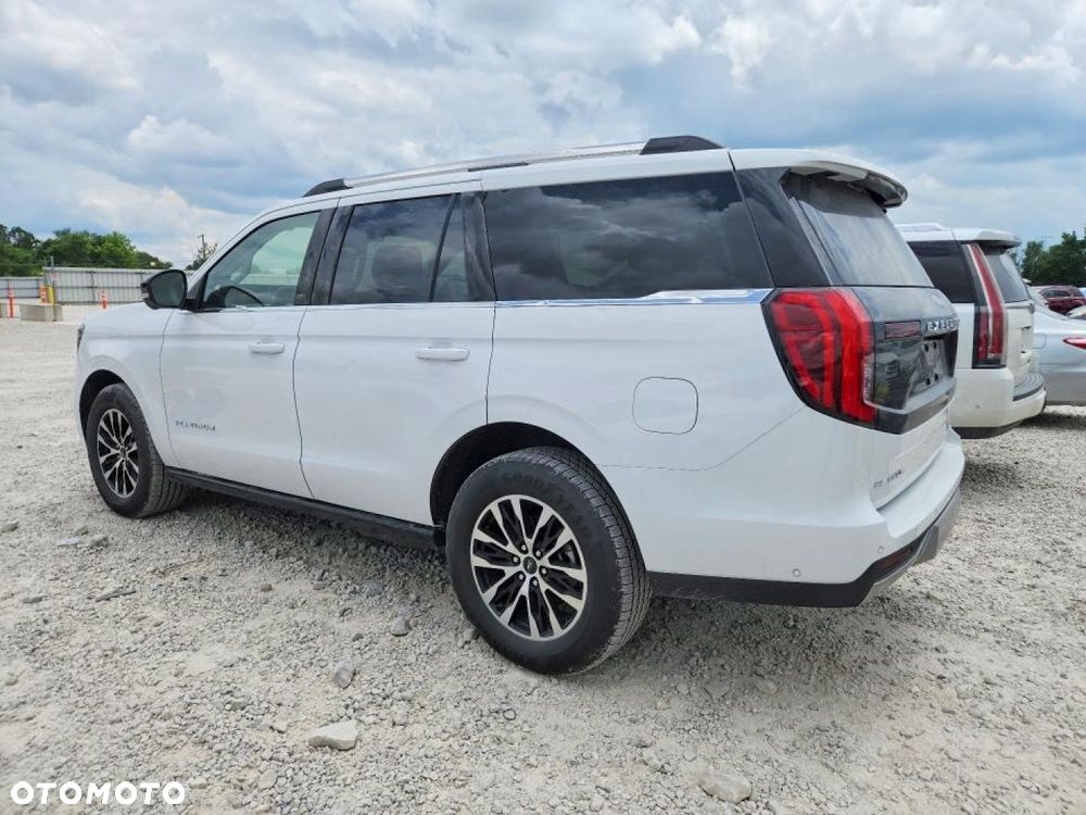 Ford Expedition - 2