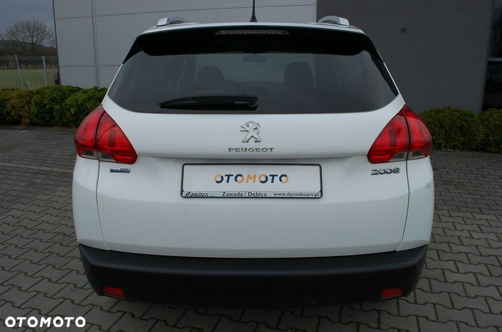 Peugeot 2008 - 13