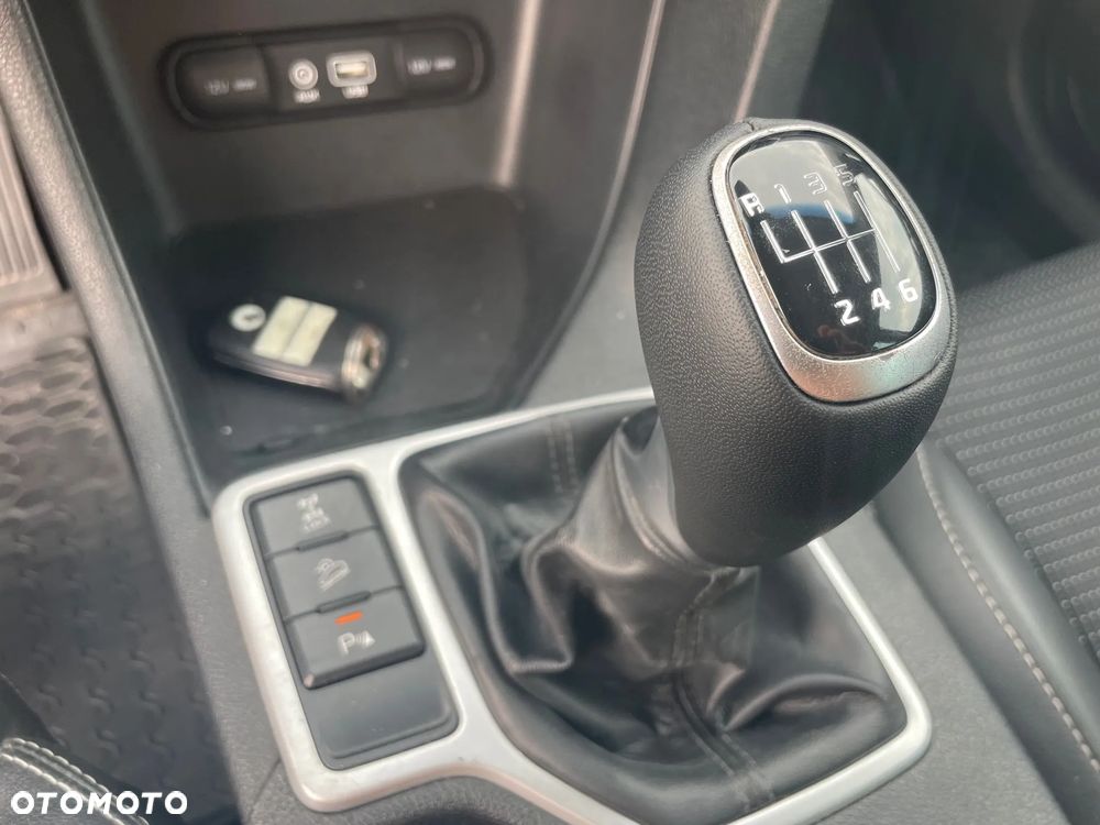 Kia Sportage 2.0 CRDI XL 4WD - 15