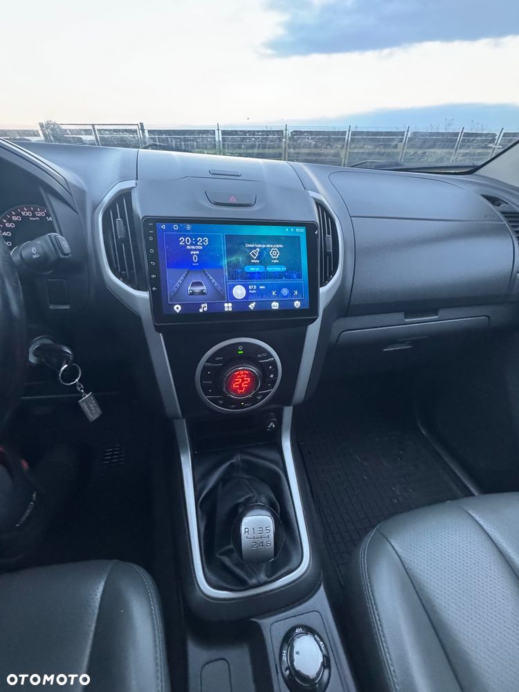 Isuzu D-Max 4x4 Double Cab Custom - 12