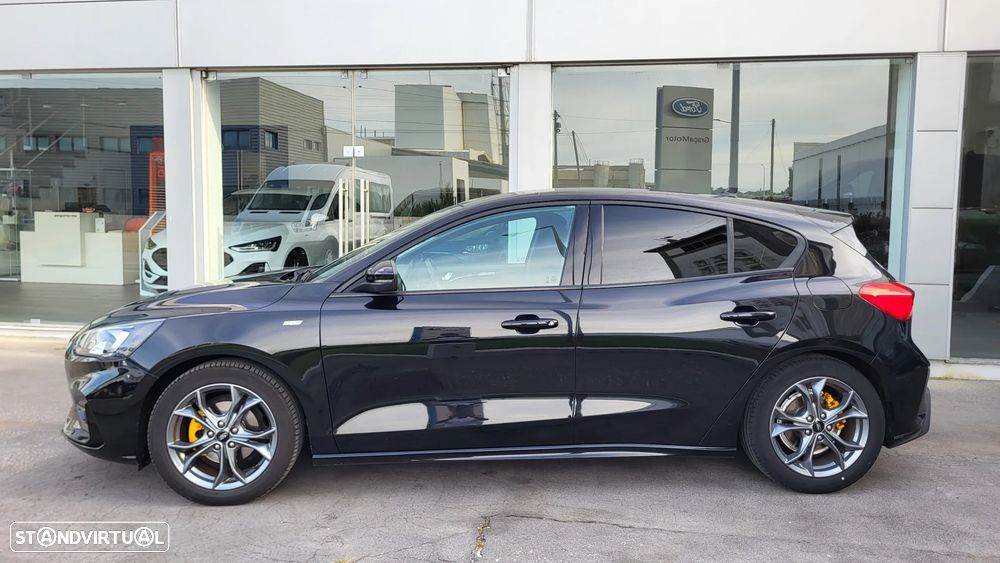 Ford Focus 1.5 TDCi ECOBlue ST-Line - 4