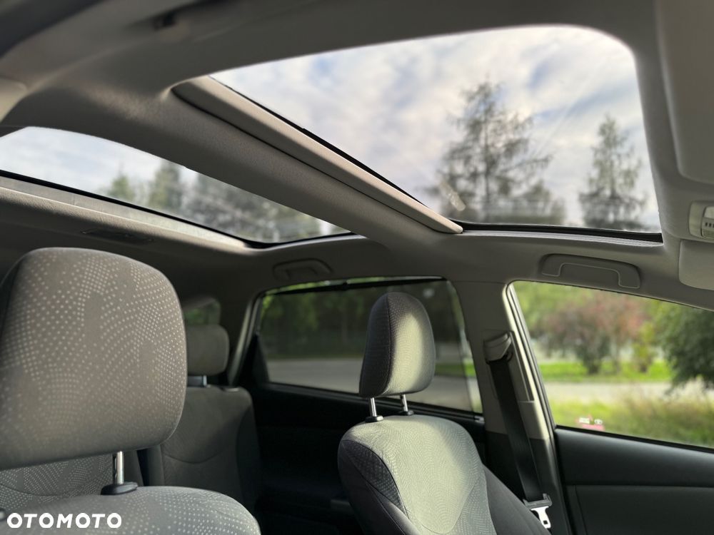 Toyota Prius+ - 14