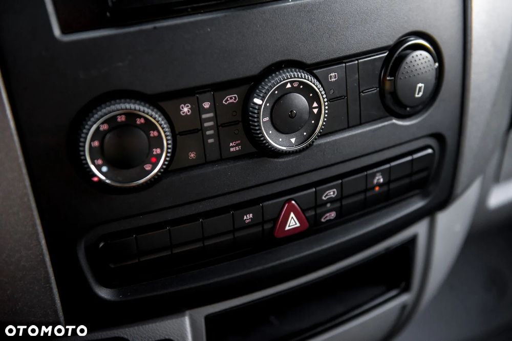 Volkswagen Crafter 30 TDI - 33
