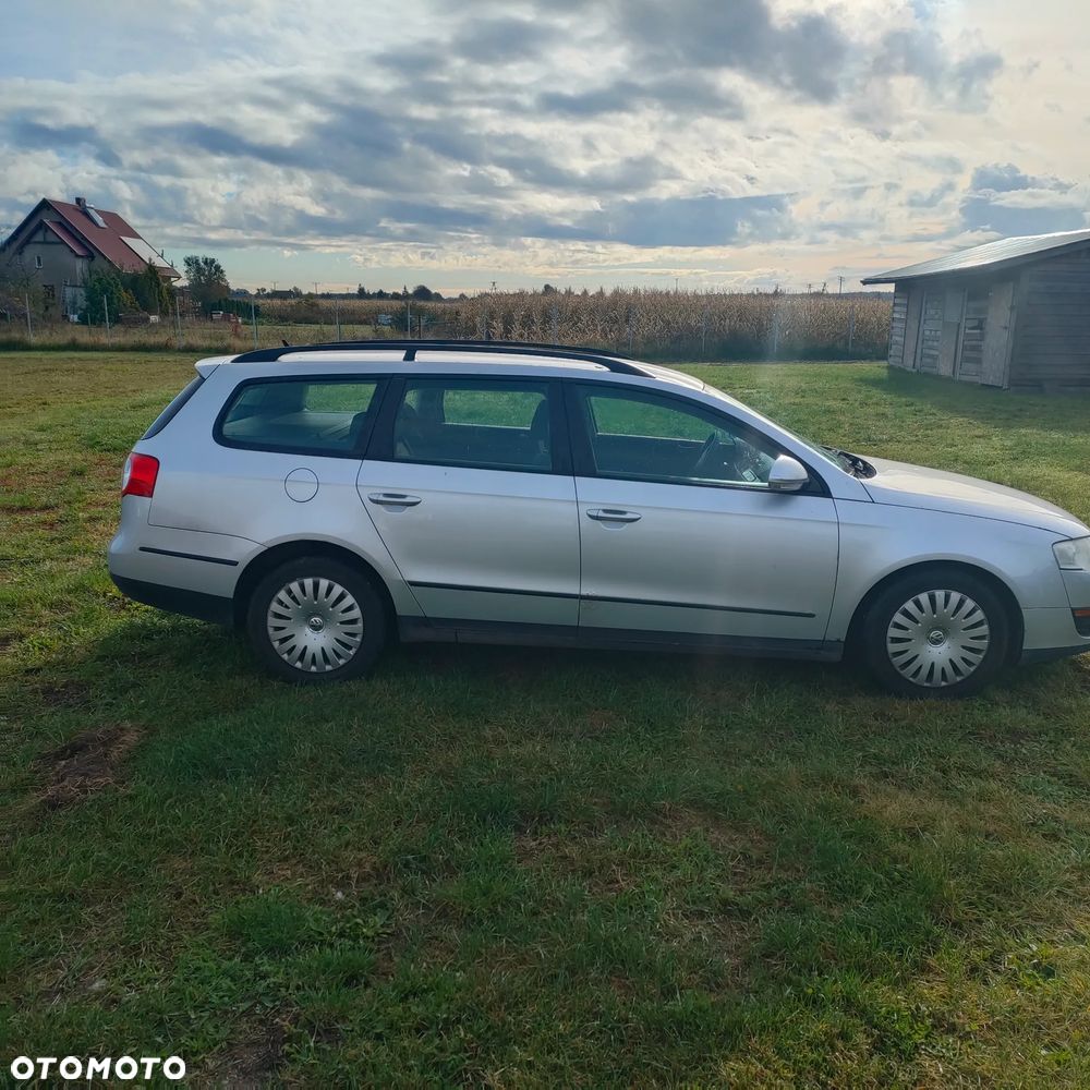 Volkswagen Passat Variant 2.0 TDI 4Motion DPF DSG Comfortline - 5